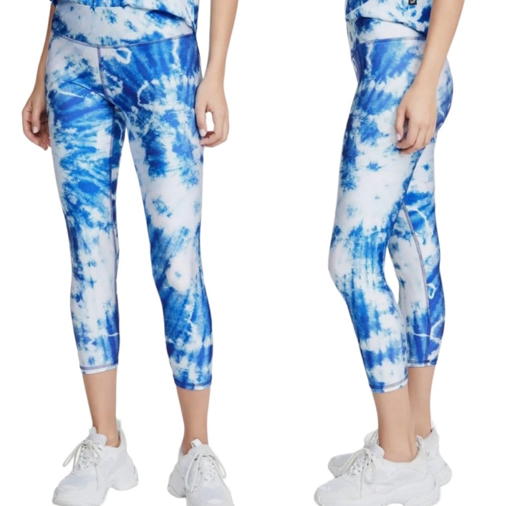 TEREZ Skys The Limit Capri 22” inseam Cloud Blue White Tie Dye Leggings Large
